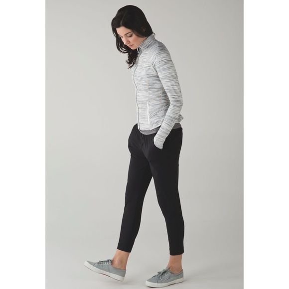 Lululemon Hustle In Your Bustle Define Peplum Jacket - Picture 4 of 15